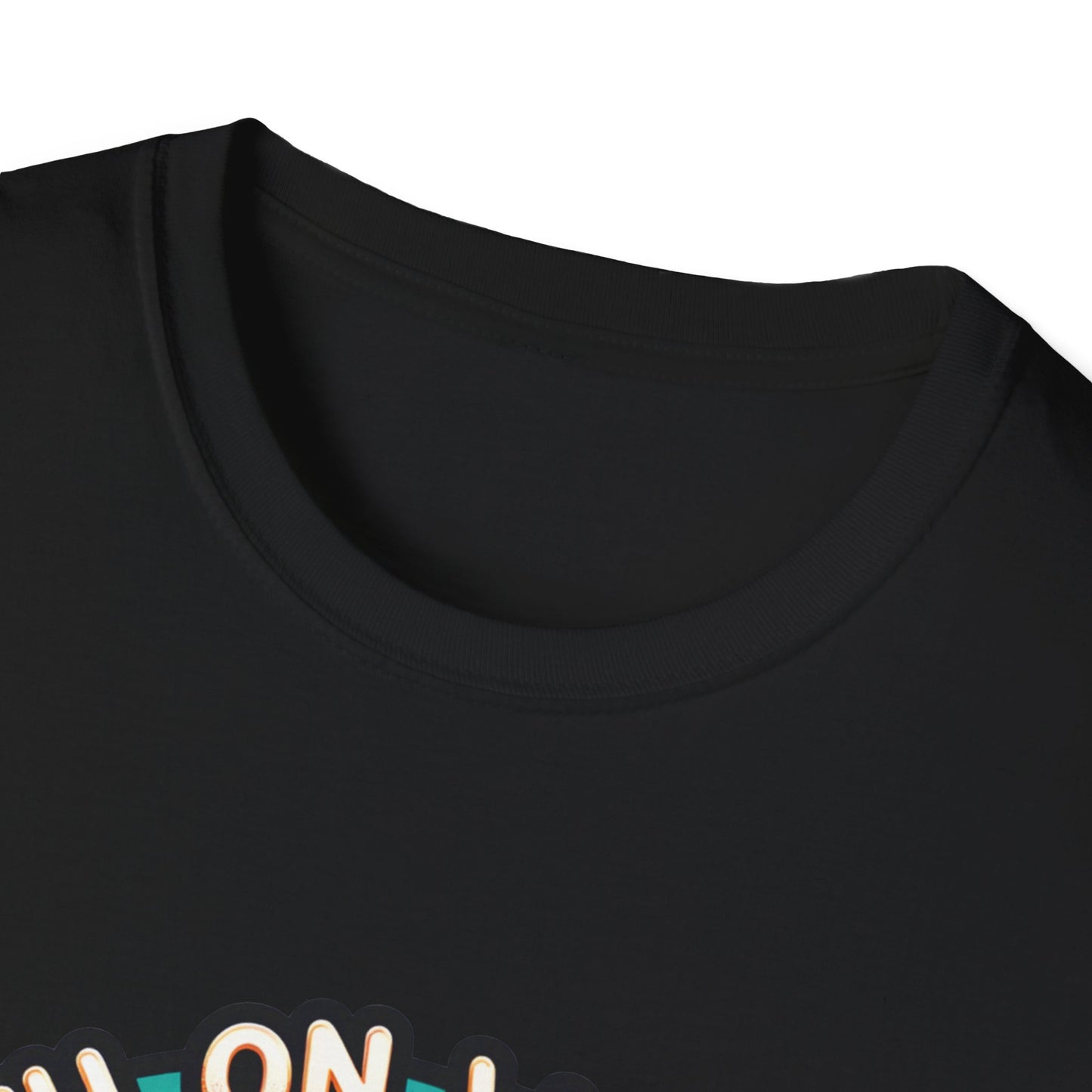 Faith on Wheels β Retro Roller-Skating Dog T-Shirt