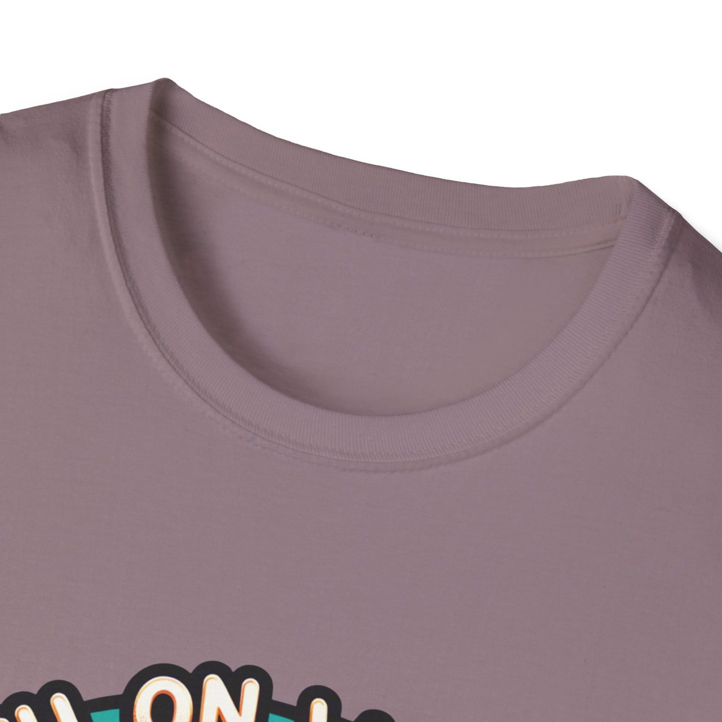Faith on Wheels β Retro Roller-Skating Dog T-Shirt