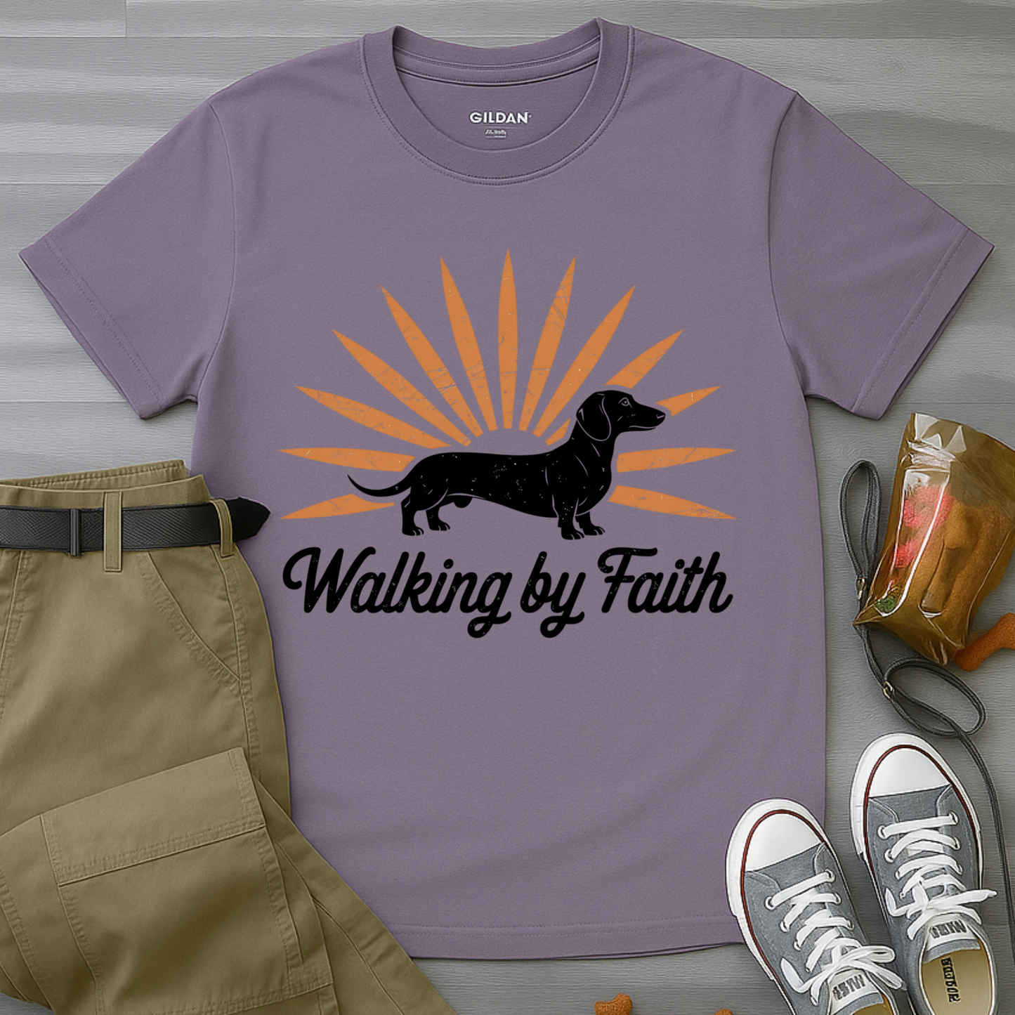Dachshund Walking by Faith – Vintage Sunburst T-Shirt